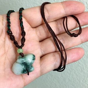 🖤Jade rabbit 🐇 zodiac pendant necklace